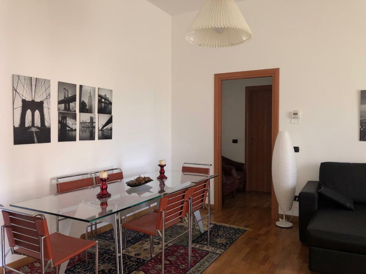Casa Roma Apartment Turate Bagian luar foto