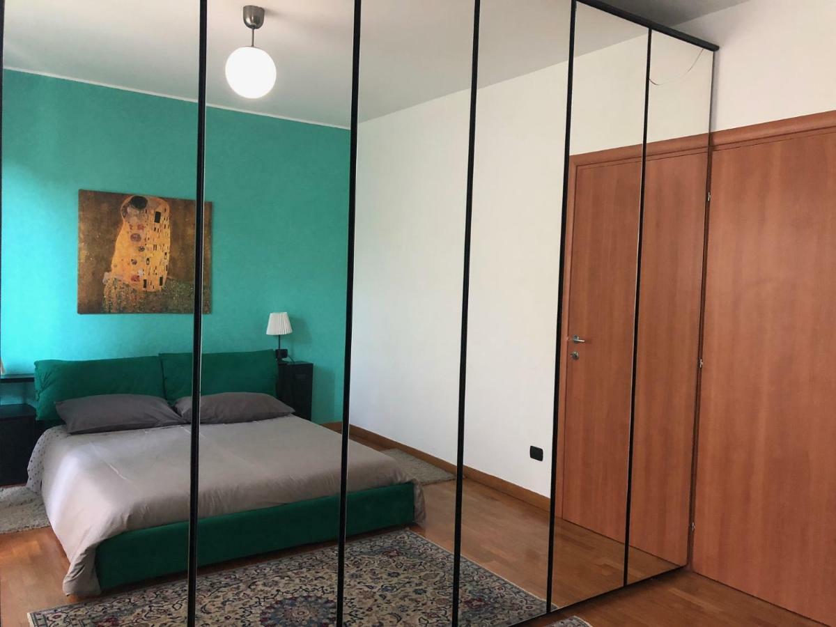 Casa Roma Apartment Turate Bagian luar foto
