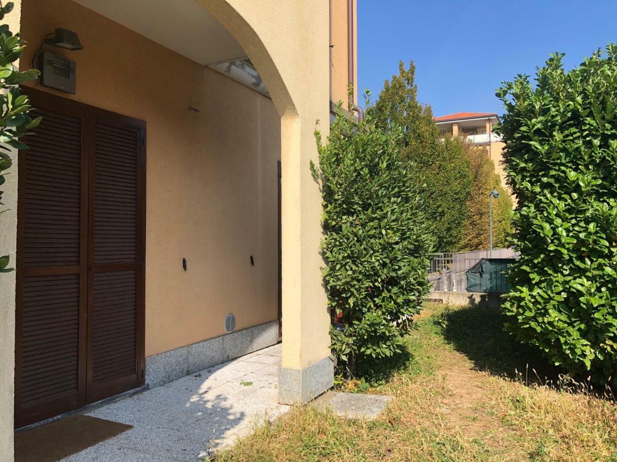 Casa Roma Apartment Turate Bagian luar foto